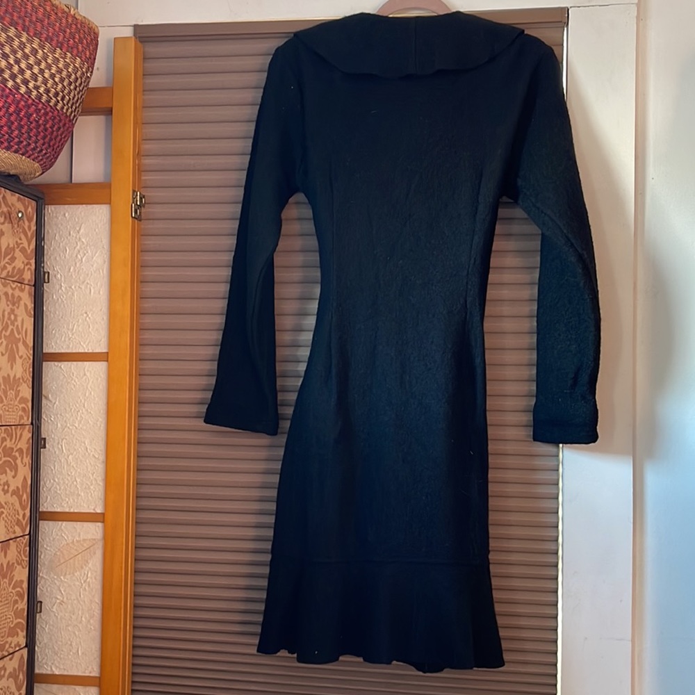 Fenn Write Manson 100% Wool Ruffle Wrap / Dress / Sweater Coat size M - Picture 5 of 10